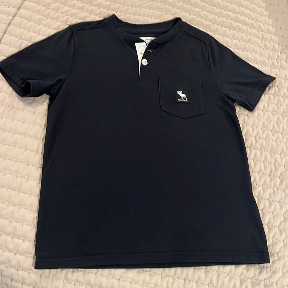 abercrombie kids boys icon Henley size 7/8
